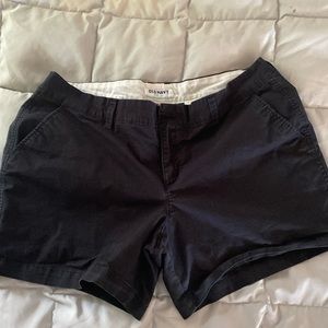 OLD NAVY Light weight cotton shorts.  4 pockets.  Cute size 14 black